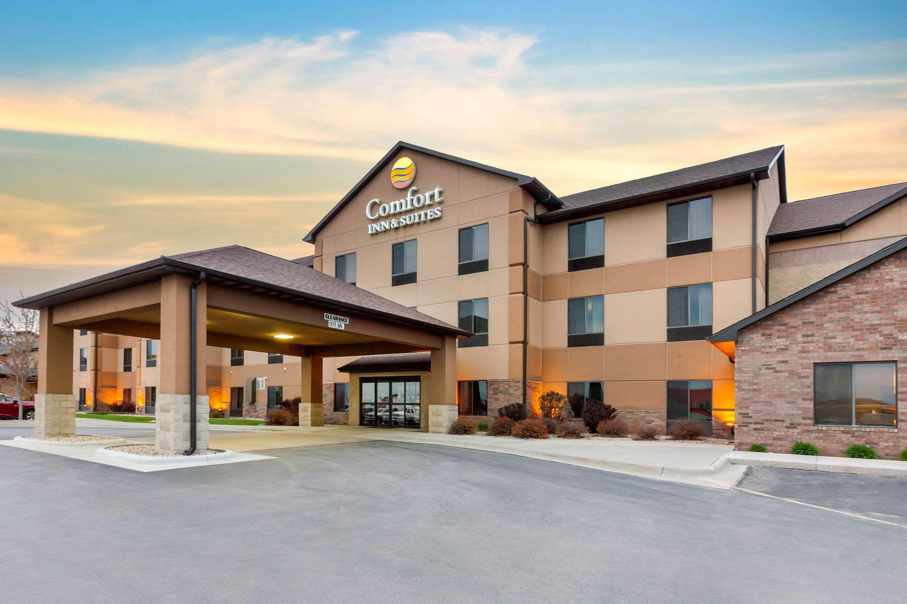 Comfort Inn & Suites Mitchell I-90 Εξωτερικό φωτογραφία