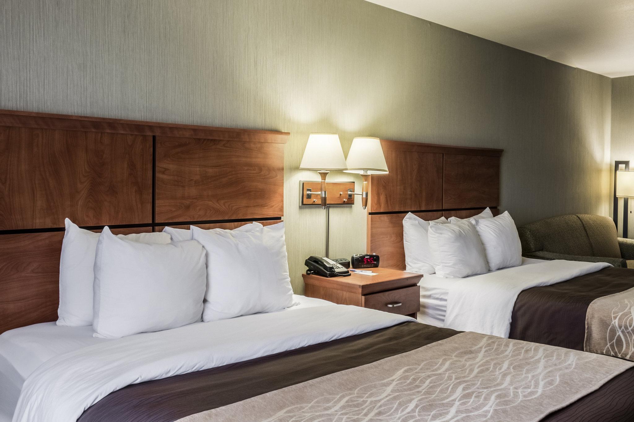Comfort Inn & Suites Mitchell I-90 Εξωτερικό φωτογραφία