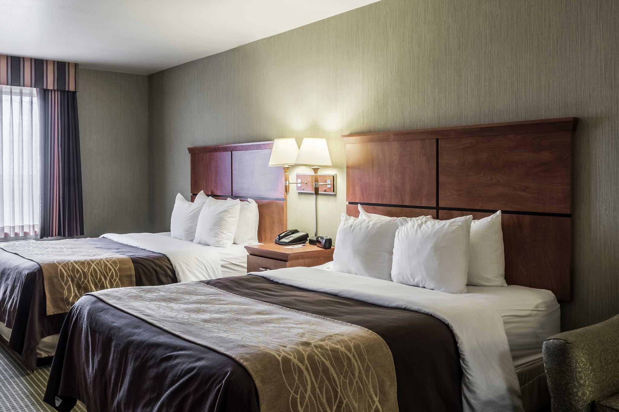 Comfort Inn & Suites Mitchell I-90 Εξωτερικό φωτογραφία